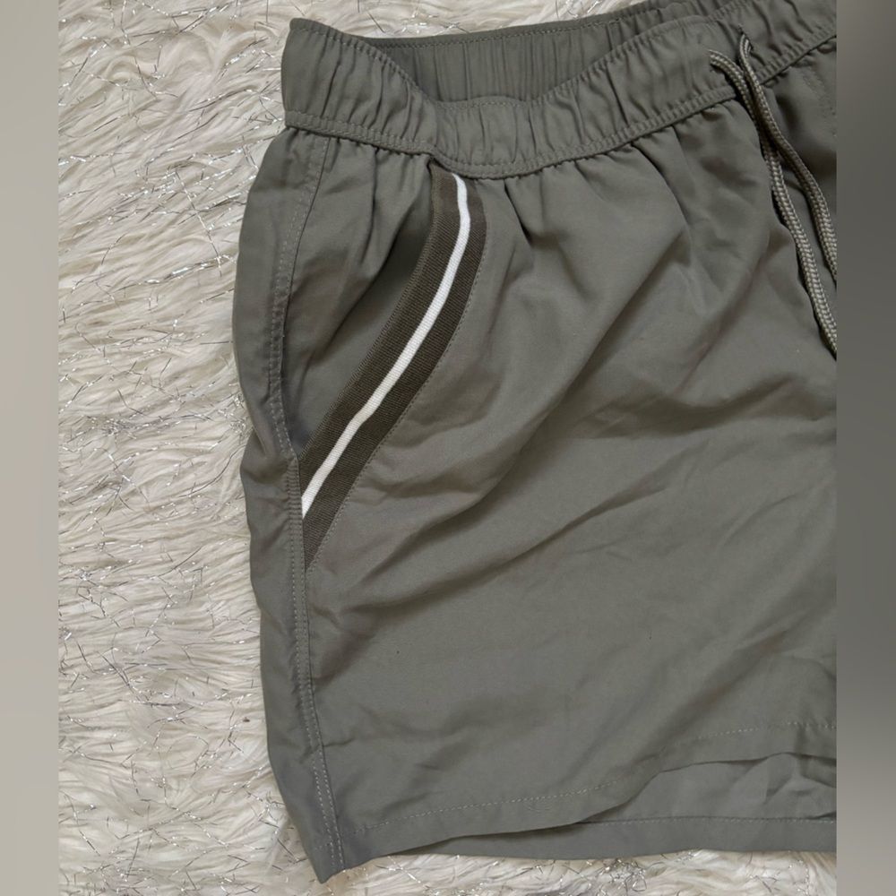 ASOS Light Green Hybrid Shorts Size UK 34” 86cm - Picture 5 of 10